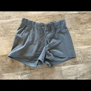 Lululemon On The Fly Shorts 🍋🍋🍋
